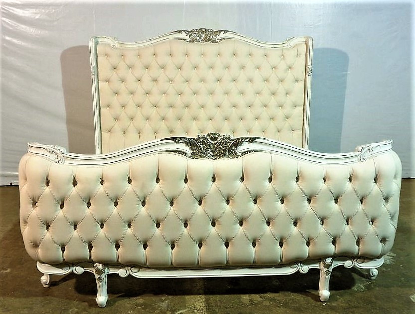 LUXURY DINING ROOM AND KITCHEN FURNITURE