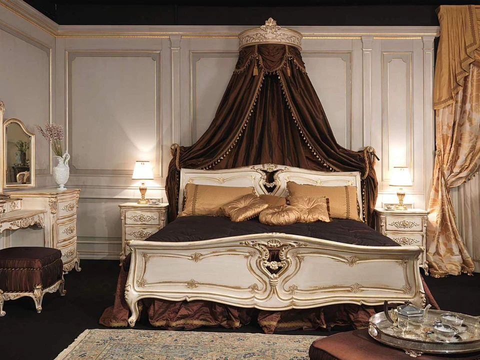 Classic Louis XVI Bed Set, White & Gold