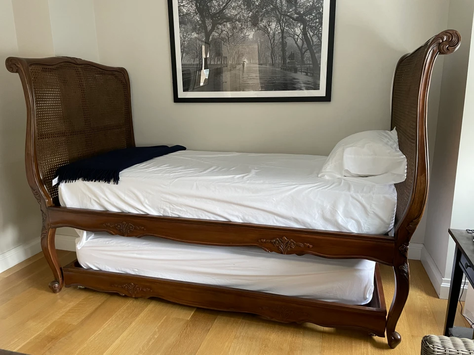 RATTAN DAYBED