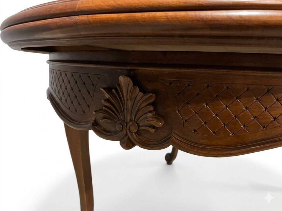 Palais de la Cité Louis XV Oval Dining Table