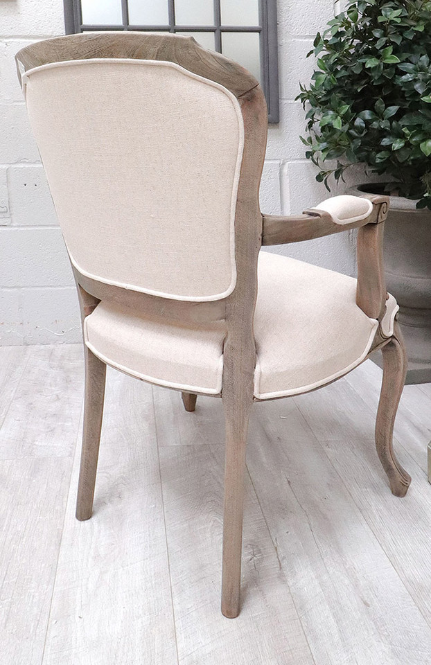Grande Chateau Dining Table Set