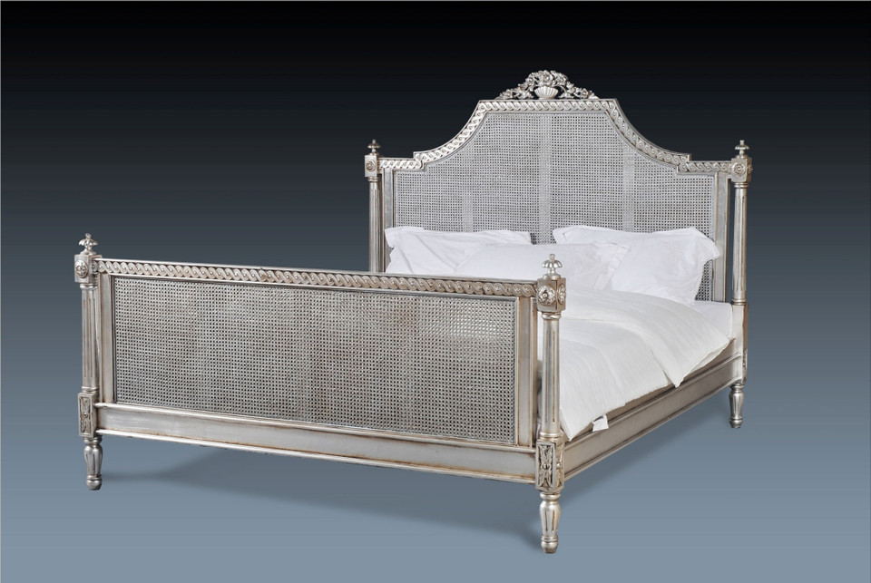 LYON RATTAN CHAIR