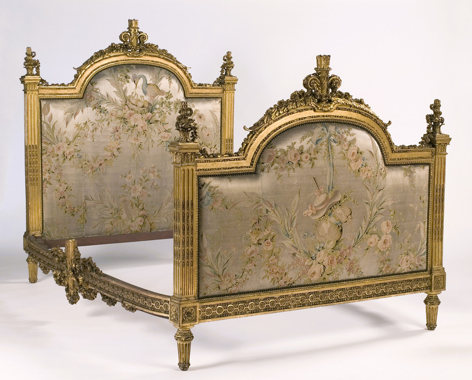 DAPHNE CLAIR VINTAGE LOUIS XVI ANTIQUE GOLD BED
