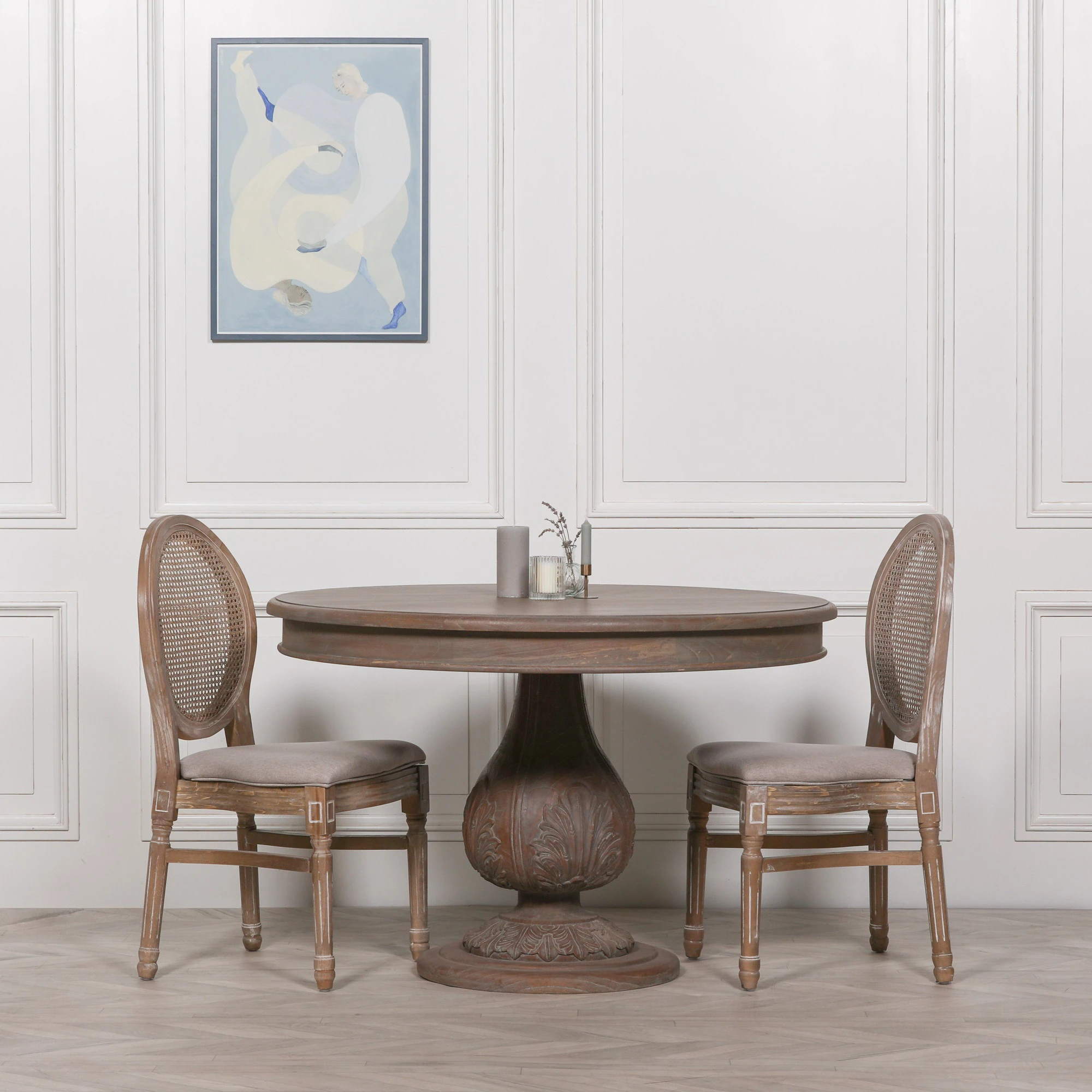 LYON ACORN RUSTIC ROUND LARGE DINING TABLE SET