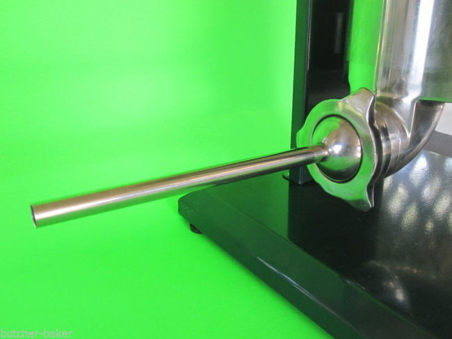 Replacement ring for manual sausage stuffer. Fits many sizes