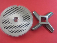 #22 x  (2mm) MINCED FINE GRIND holes AND KNIFE for meat grinder.  MADE IN ITALY