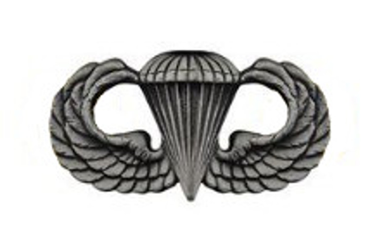 Army Badge: Parachute - silver oxidized