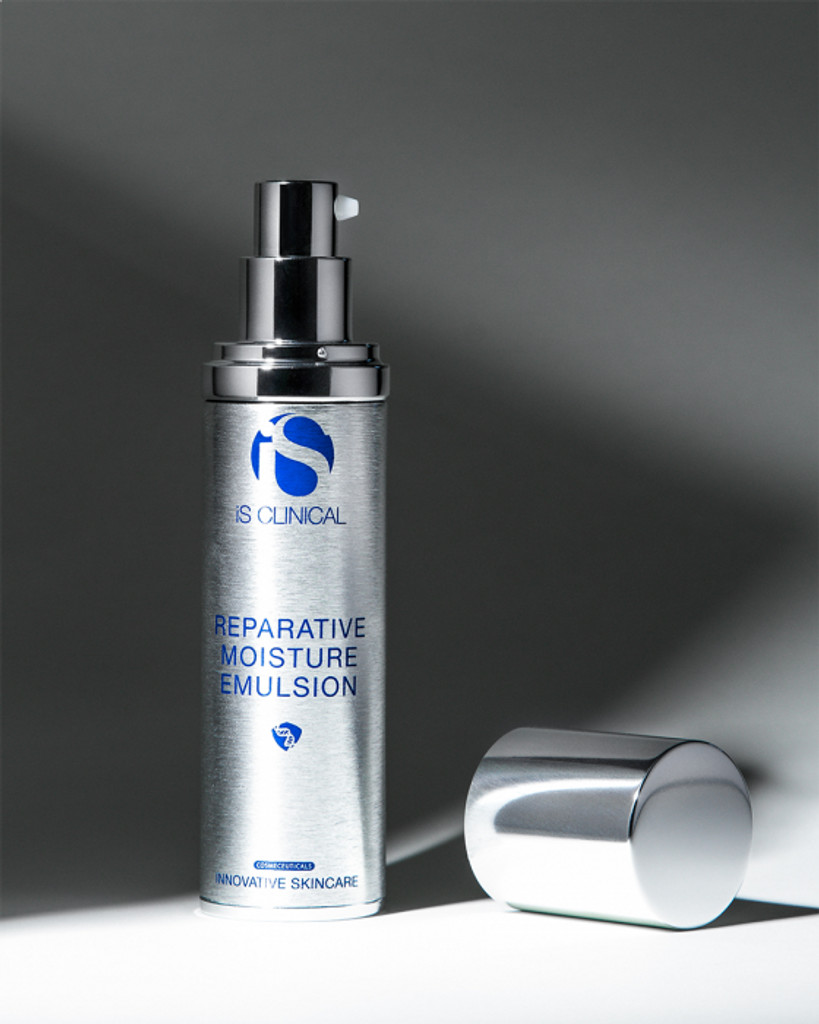 IS Clinical Reparative Moisture Emulsion