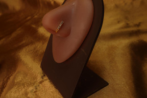 DELILAH CZ Clip-On Non-Piercing Nostril Fake Nose Cuff DELILAH CZ Clip-On Non-Piercing Nostril Fake Nose Cuff