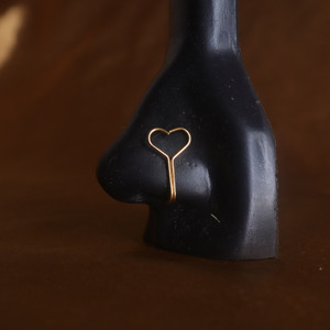 Gold Color Dainty Heart Nose Cuff Jewelry Gold Color Dainty Heart Nose Cuff Jewelry