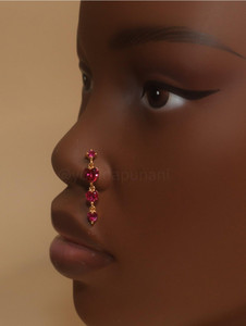 Harmony Dangle Chain Heart Gem Nose Stud Piercing Harmony Dangle Chain Heart Gem Nose Stud Piercing