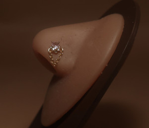 Starburst Heart Gem Chain Nose Stud Ring Starburst Heart Gem Chain Nose Stud Ring