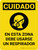 Cuidado - En esta Zona debe Usarse un Respirador Vertical con Ícono - Wall Sign