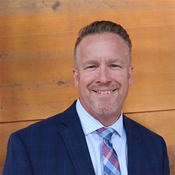 Headshot of Loren Brown, a Ted Brown Music Educational Services Rep.
