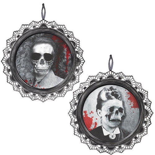 Dark Manor Skeleton Portrait Sign
