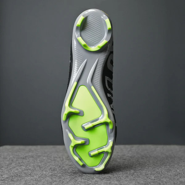 PRO DNA™ TOURNAMENT PRO CLEATS