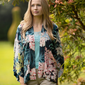 Elderflower Art Print Kimono Top Elderflower Art Print Kimono Top