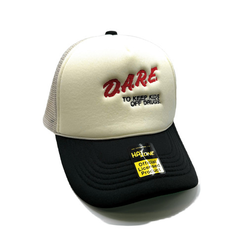 Dare Mesh Trucker Snapback (Beige/Black)