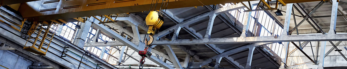 Lifting vs. Rigging Equipment: What’s the Difference (and What You Actually Need)?