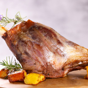 Small Yearling Lamb Leg Roast Small Yearling Lamb Leg Roast