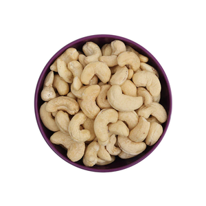 Raw Unsalted Cashews from Tierra Farm Raw Unsalted Cashews from Tierra Farm