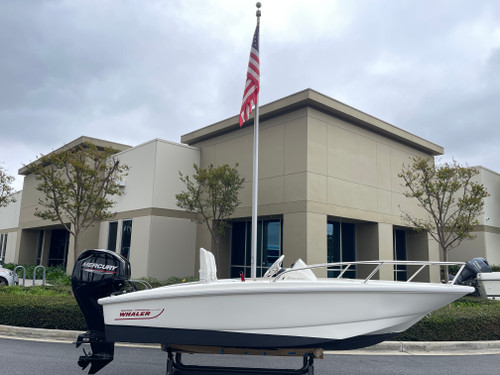 Sold: 2015 Boston Whaler 130 Super Sport