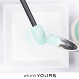 :YOURS Minty Green Iridazzling Glitter on a tip
