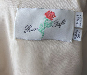 Vintage Rose Taft 1980s White Lace & Gold Embroidered Dress