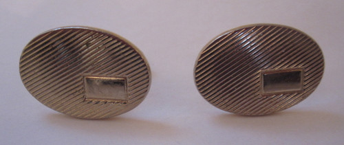 Vintage Oval gold ribbed cuff links