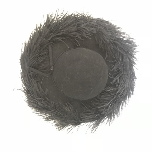 Black wool felt hat with feather trim
