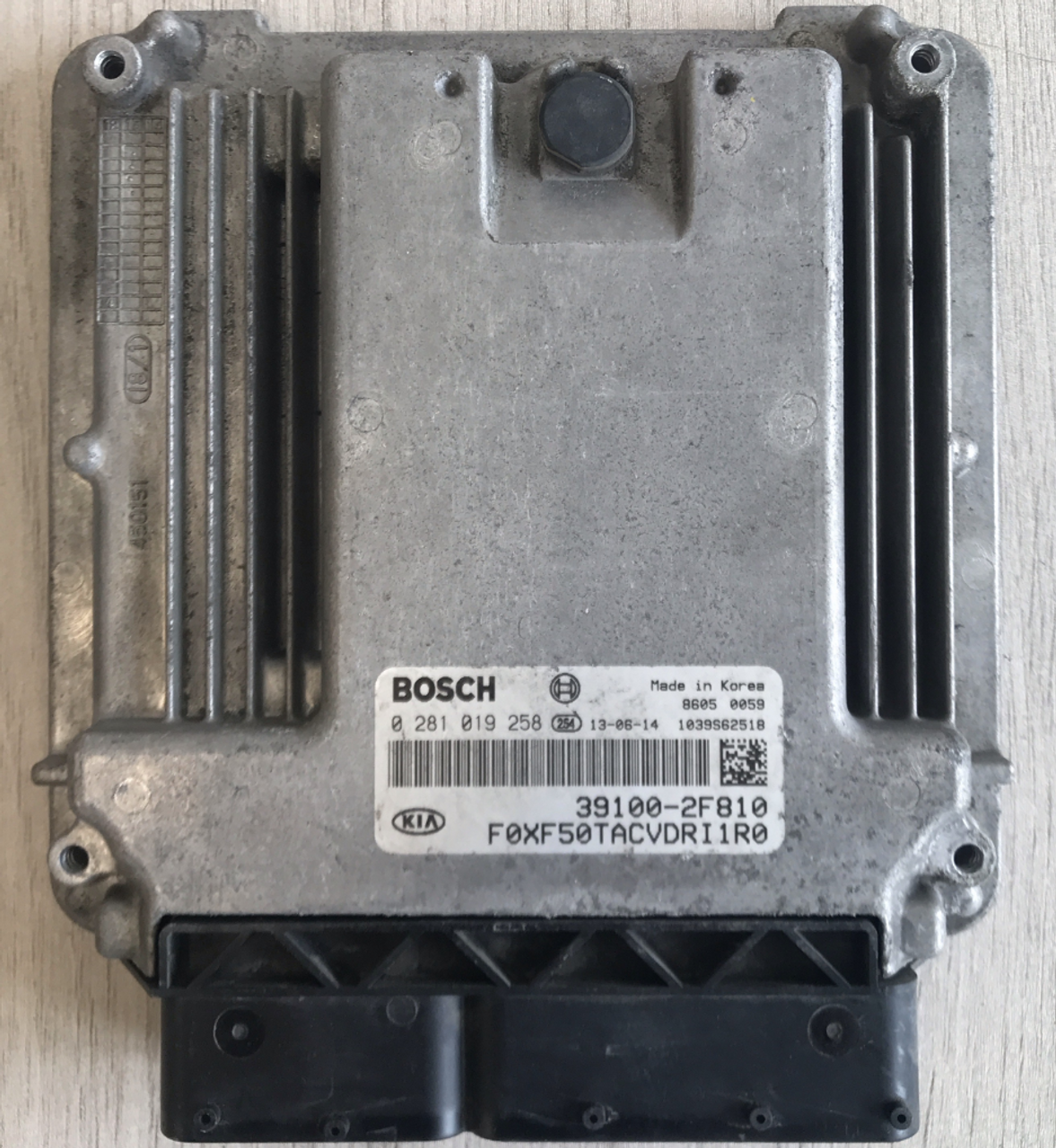 Bosch Engine ECU, Kia - Hyundai, 0281019258, 0 281 019 258, 39100-2F810, 1039S62518