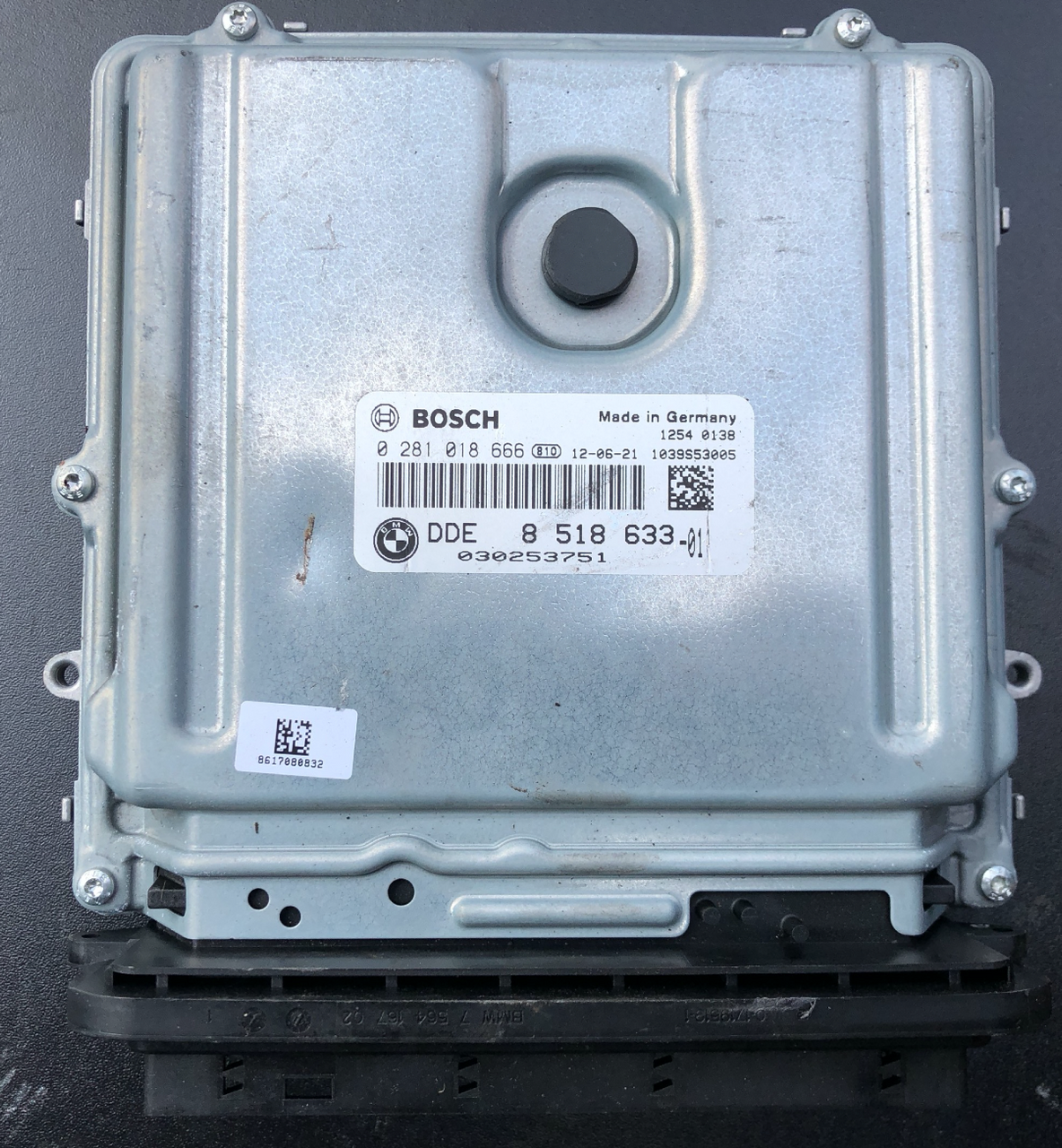 Plug & Play Bosch Engine ECU, BMW 535, 0281018666, 0 281 018 666, DDE8518633, DDE 8 518 633, 030253751