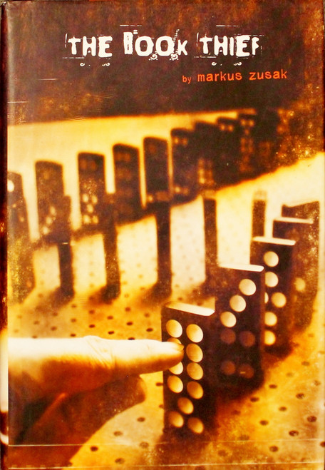 The Book Thief front cover by Markus Zusak, ISBN: 0375831002