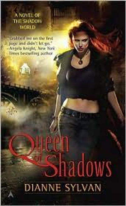 Queen of Shadows (Shadow World) front cover by Dianne Sylvan, ISBN: 0441019250