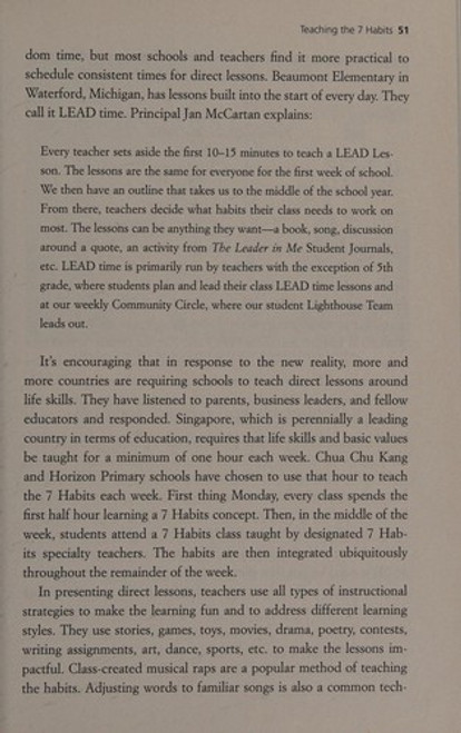 The Leader in Me: How Schools Around the World Are Inspiring Greatness, One Child at a Time front cover by Stephen R. Covey, ISBN: 1476772185