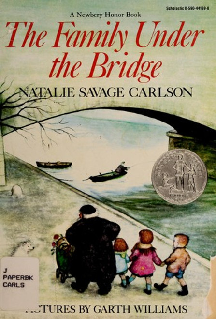 The Family Under the Bridge front cover by Natalie Savage Carlson, ISBN: 0590441698