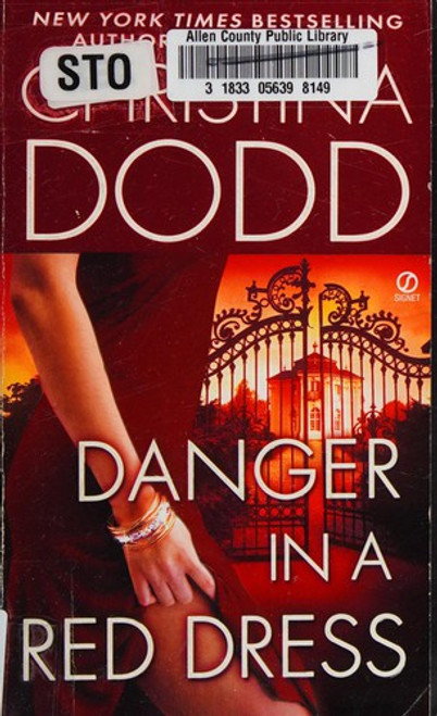 Danger in a Red Dress (Fortune Hunter) front cover by Christina Dodd, ISBN: 0451226267