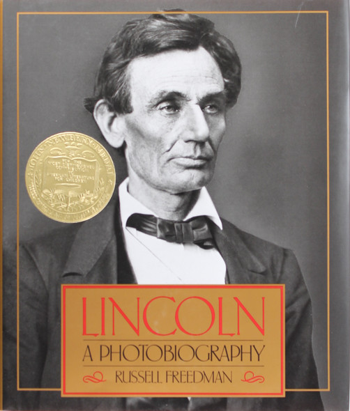 Lincoln: a Photobiography front cover by Russell Freedman, ISBN: 0899193803