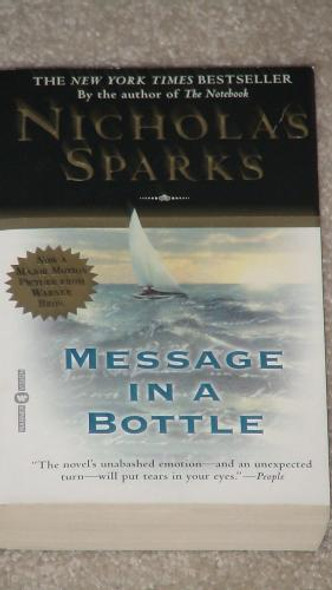 Message In a Bottle front cover by Nicholas Sparks, ISBN: 0446606812