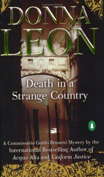 Death In a Strange Country front cover by Donna  Leon, ISBN: 0143034820
