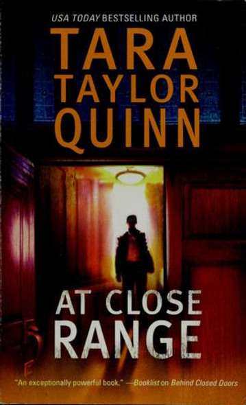 At Close Range front cover by Tara Taylor Quinn, ISBN: 0778325520