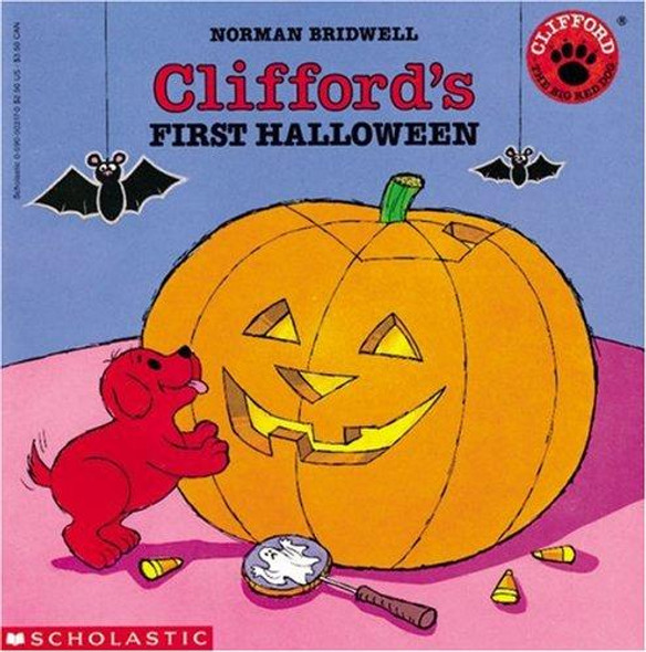 Clifford's First Halloween front cover by Norman Bridwell, ISBN: 0590503170