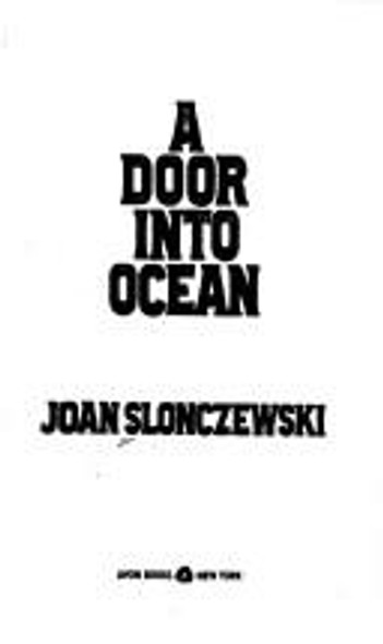 A Door into Ocean front cover by Joan Slonczewski, ISBN: 0380701502