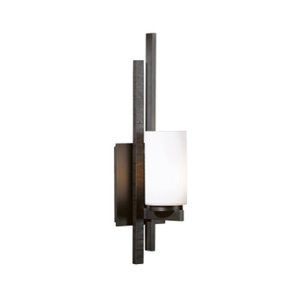 Ondrian One Light Wall Sconce in Black (39|206301-SKT-RGT-10-GG0168)