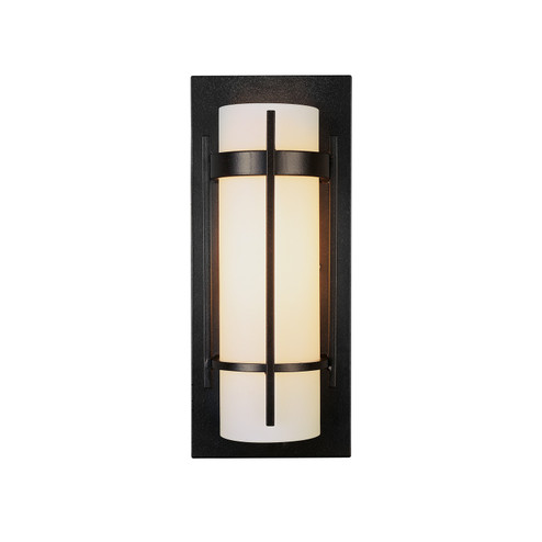 Banded One Light Wall Sconce in Black (39|205892-SKT-10-GG0065)