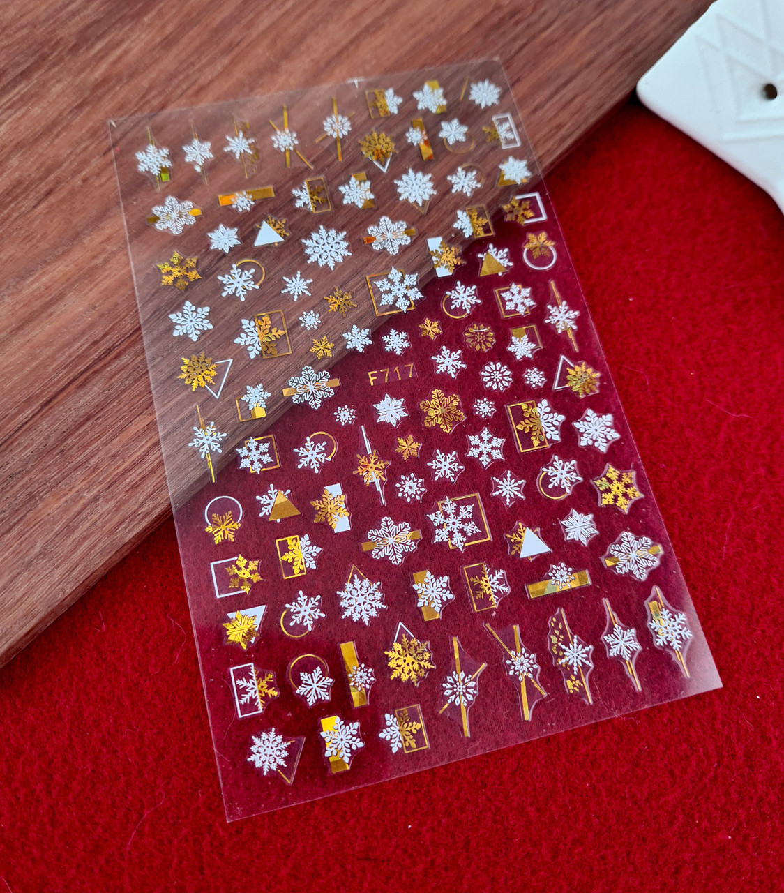 4 Sheets Snowflake Nail Sticker 3D Self Adhesive Nail Stickers Christmas Nail  Stickers Decals Nail Art Stickers | SHEIN USA