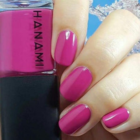 Hanami Nail Polish - Cameo Lover 15ml colour is Bright magenta pink, vegan and cruelty free, breathable and Australian made. Example of use.
