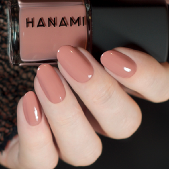 Hanami Nail Polish - Come Closer 15ml colour is Cinnamon blush nude, vegan and cruelty free, breathable and Australian made. Example of use.