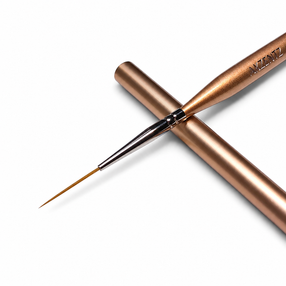 Akzentz Long Liner Art Brush #3