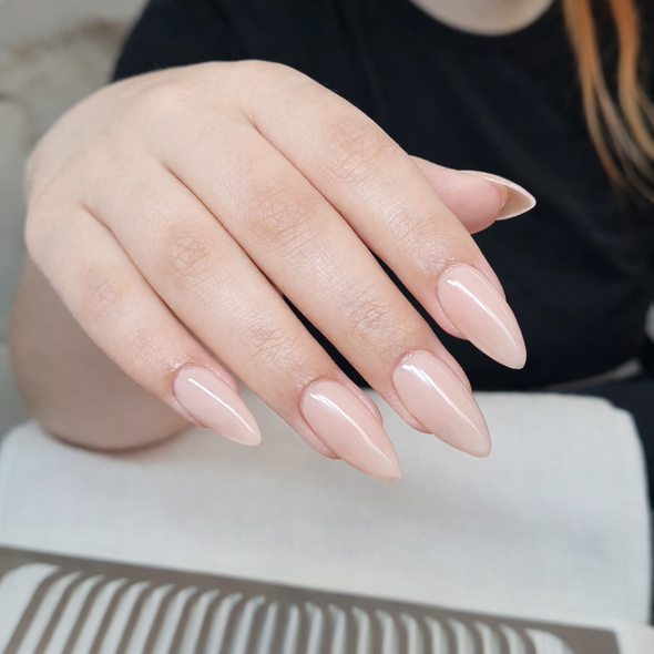 En Vogue Medium Gel Sand